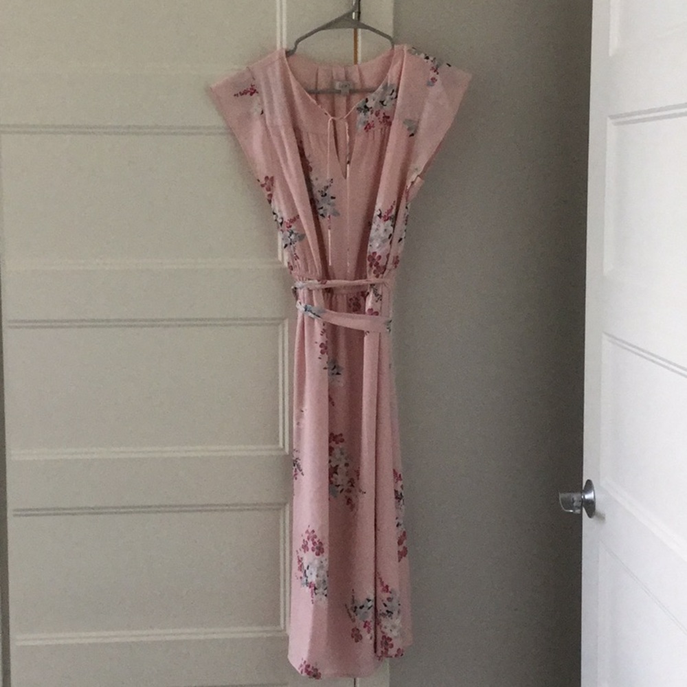 Floral pink dress